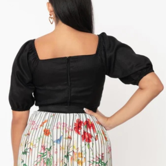 Unique Vintage Black Linen Ruched Top - Picture 2 of 4